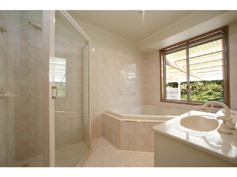 20 Jindabyne Court, Lysterfield VIC 3156