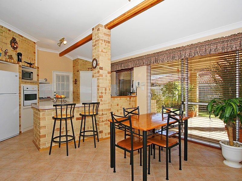 9 Tipuana Mews, Ellenbrook WA 6069