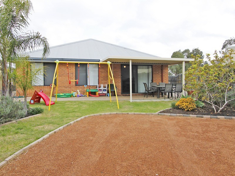 14 Thundelarra Avenue, Ellenbrook WA 6069