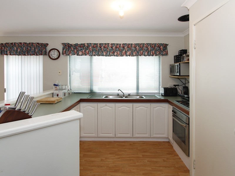 30 Portofino Turn, Ellenbrook WA 6069