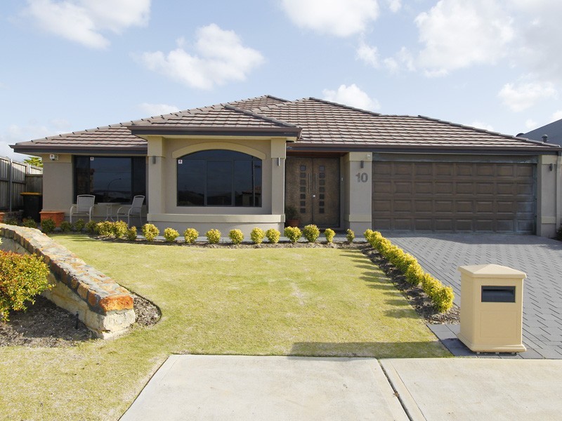 10 Glade Terrace, Ellenbrook WA 6069