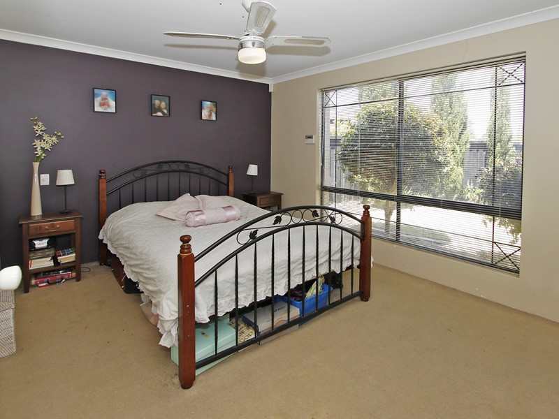 4 Bellini Avenue, Ellenbrook WA 6069