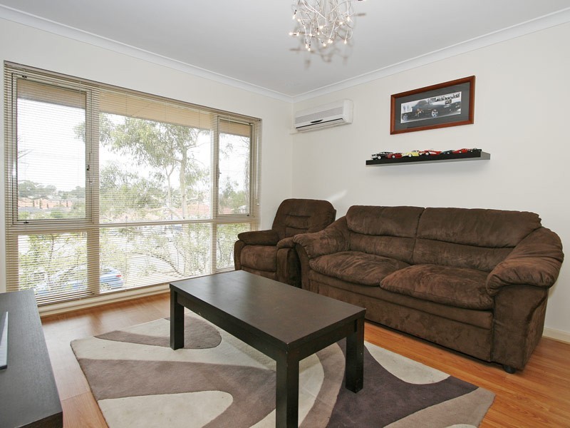 11/90 Wanneroo Rd, Yokine WA 6060