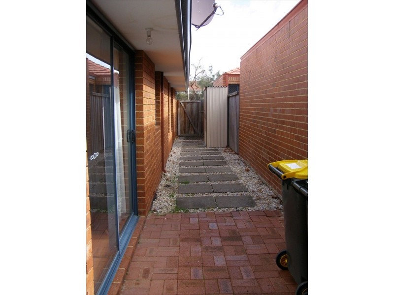 36 Sunray Circle, Ellenbrook WA 6069