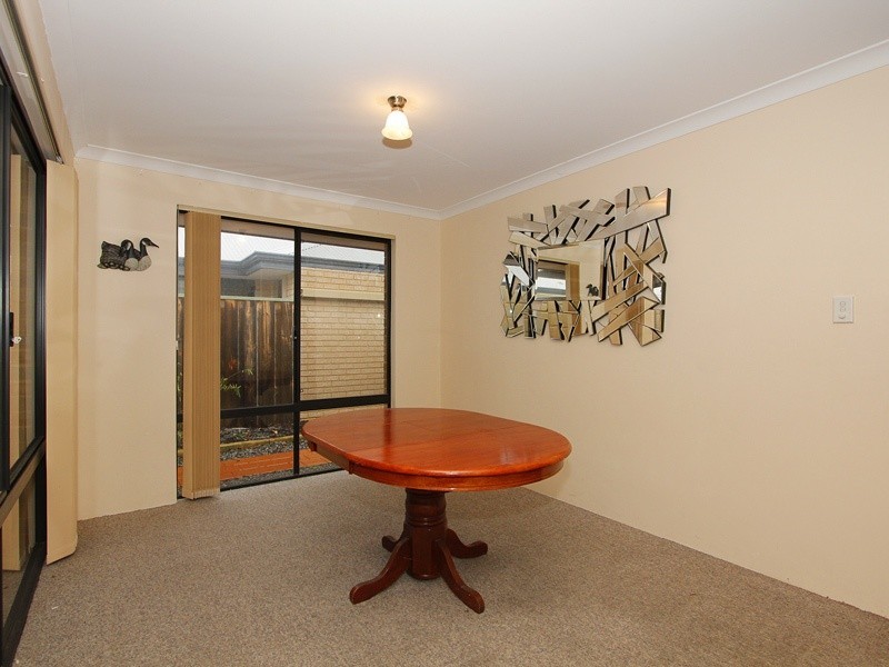 14 Larrawa Circle, Ellenbrook WA 6069