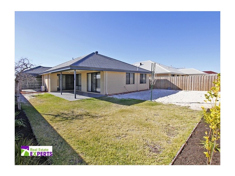 8 Yarran Link, Ellenbrook WA 6069