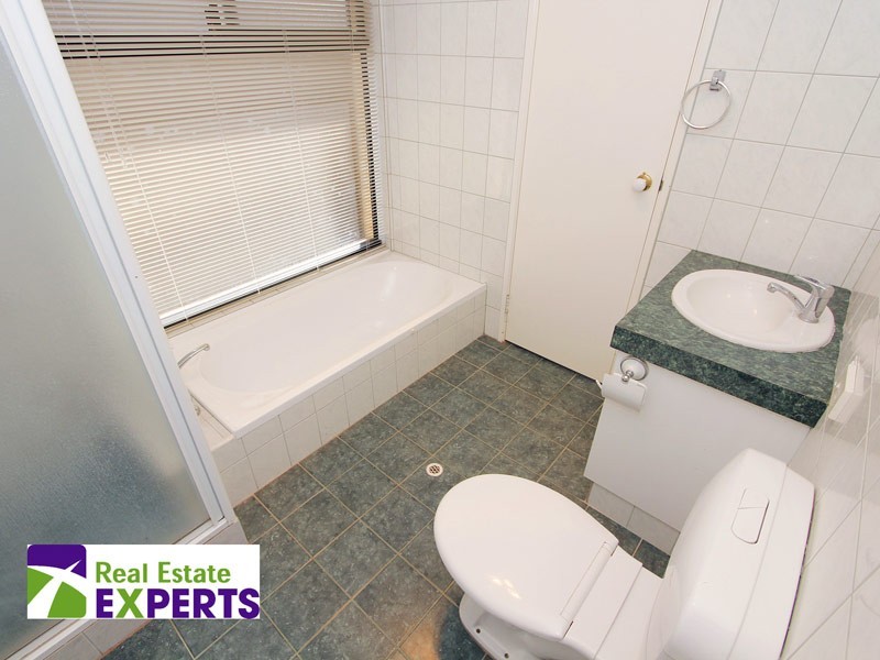 9 Bayard Way, Henley Brook WA 6055