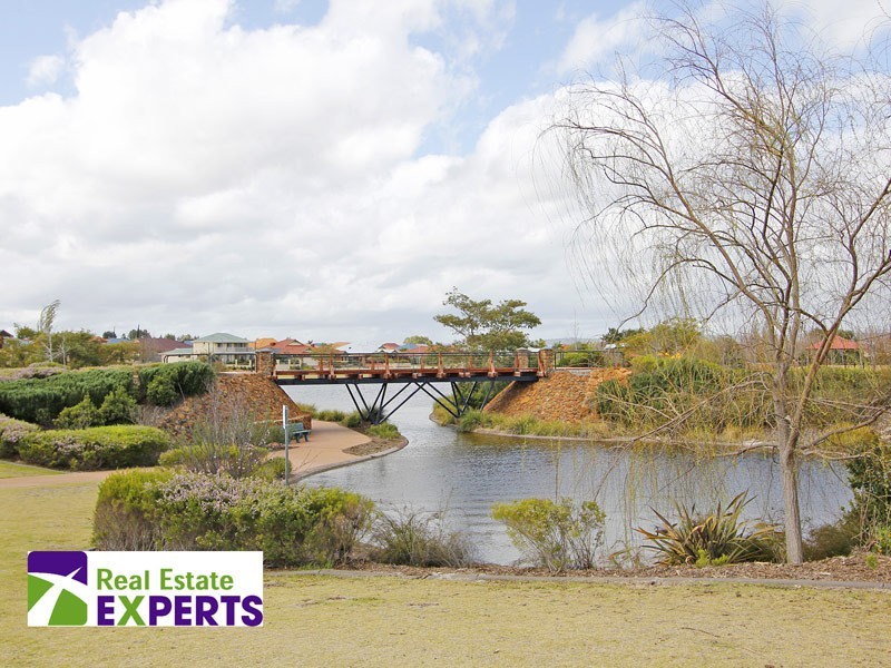 9 Bayard Way, Henley Brook WA 6055