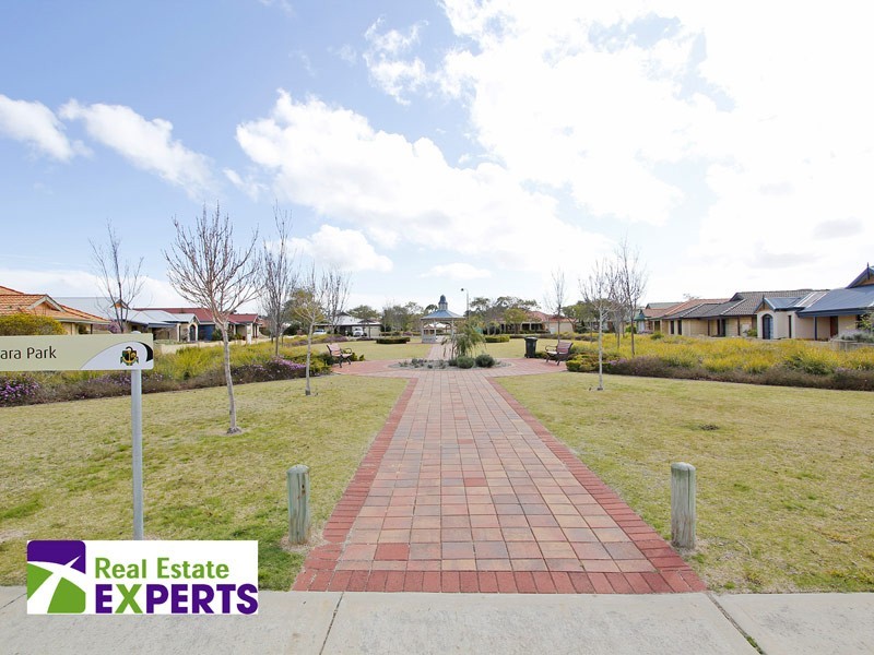 9 Bayard Way, Henley Brook WA 6055