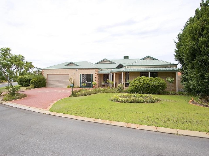 23 Regelia Turn, Ellenbrook WA 6069