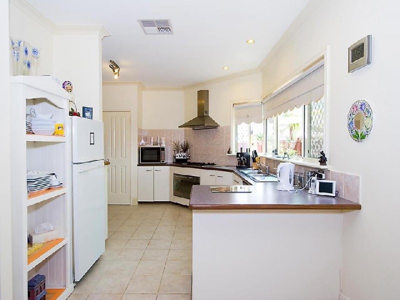 23 Regelia Turn, Ellenbrook WA 6069