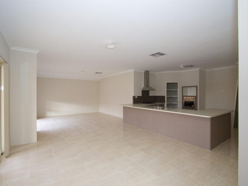 29 Boxgrove Drive, Ellenbrook WA 6069