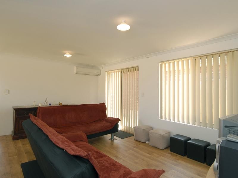 30 Birkett Circle, Ellenbrook WA 6069