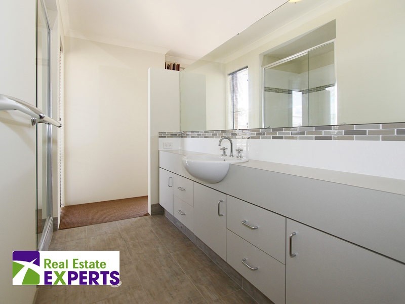 131 Brookmount Drive, Ellenbrook WA 6069