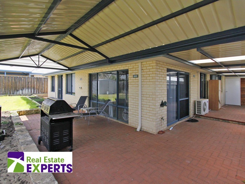 8 Leopold Turn, Ellenbrook WA 6069