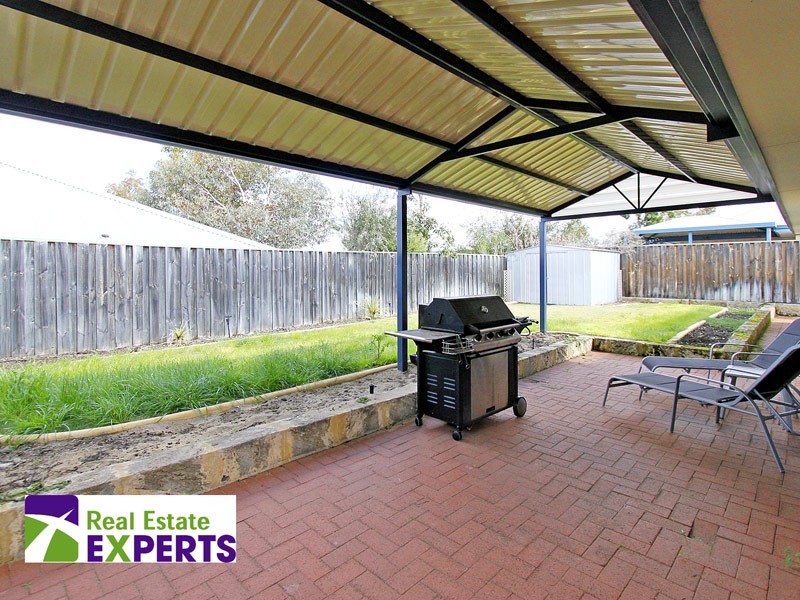 8 Leopold Turn, Ellenbrook WA 6069