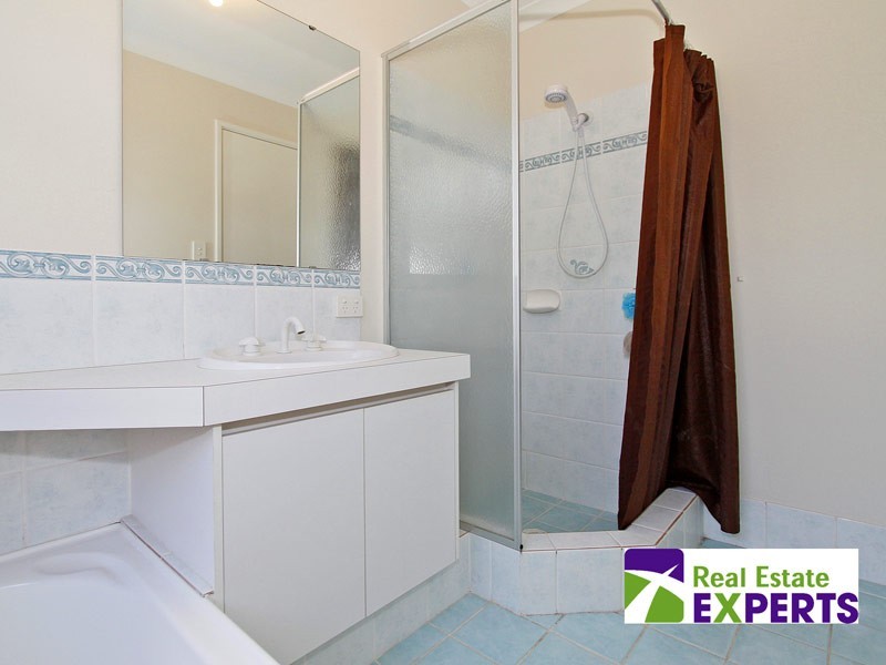 8 Leopold Turn, Ellenbrook WA 6069