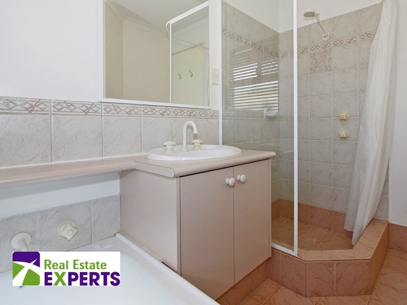 9 Springbrook Drive, Ellenbrook WA 6069