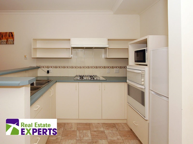 214/177 Dampier Avenue, Kallaroo WA 6025
