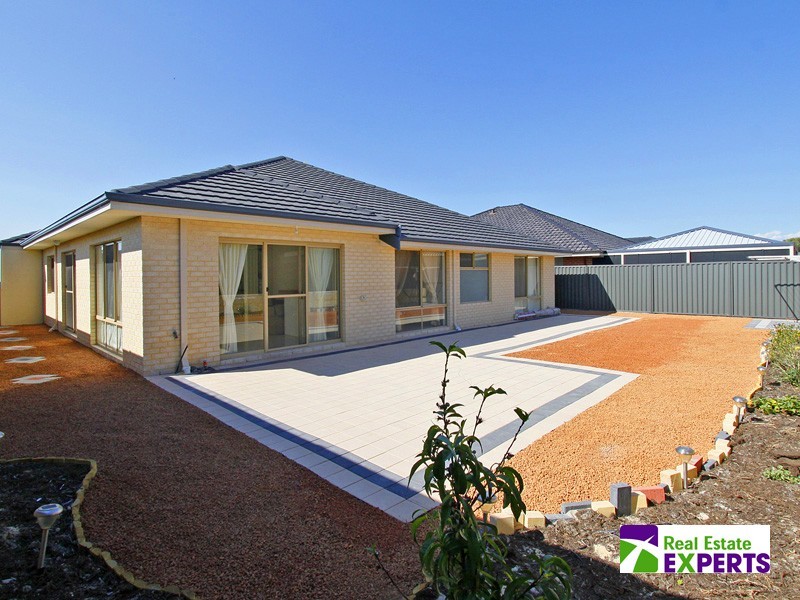 47 Edgecombe Pass, Aveley WA 6069