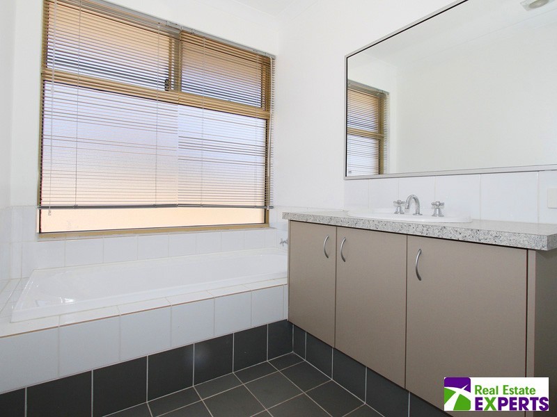 47 Edgecombe Pass, Aveley WA 6069