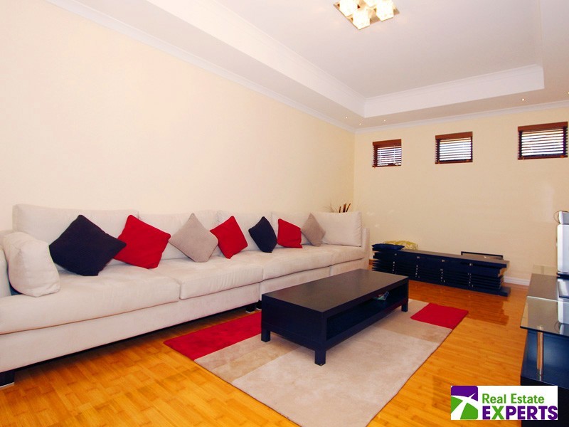 67 Oakhill Heights, Ellenbrook WA 6069