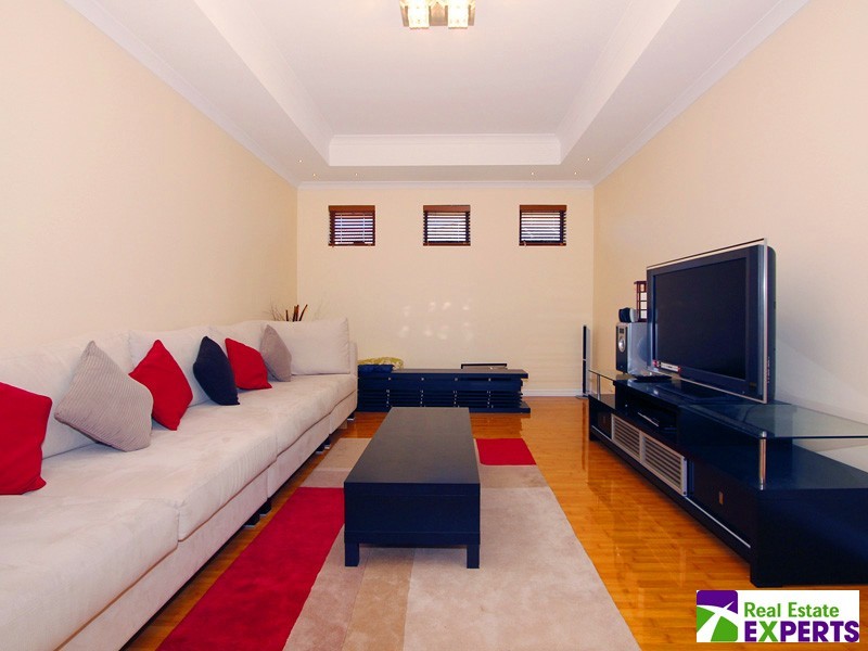 67 Oakhill Heights, Ellenbrook WA 6069