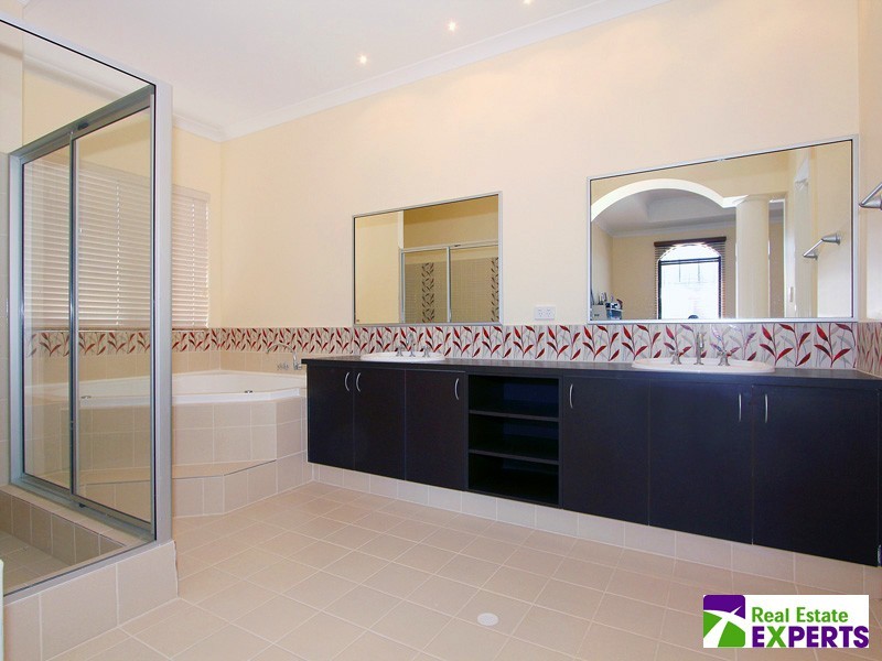 67 Oakhill Heights, Ellenbrook WA 6069