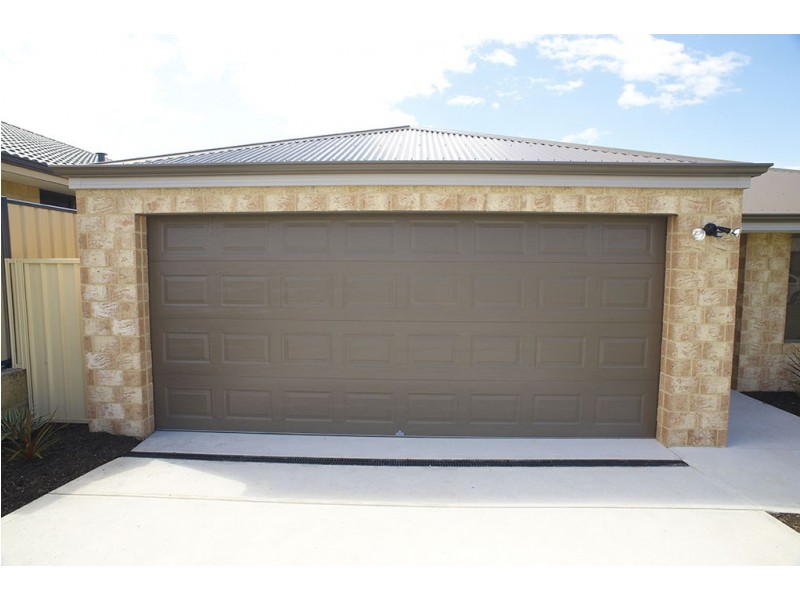 5 Dorado Bend, Mckail WA 6330