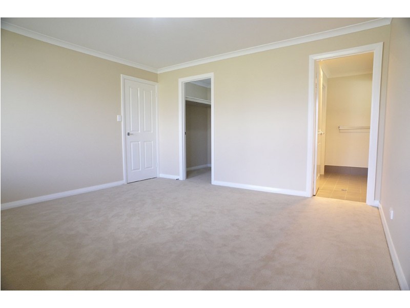 5 Dorado Bend, Mckail WA 6330
