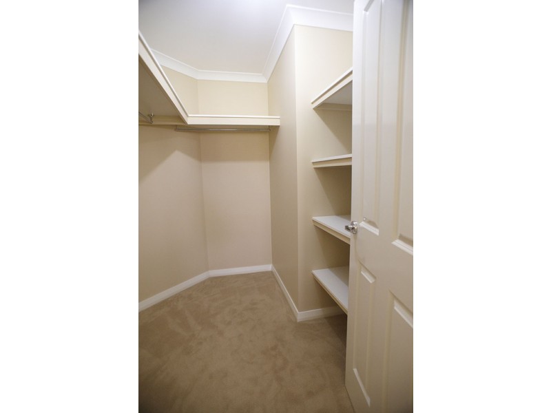 5 Dorado Bend, Mckail WA 6330