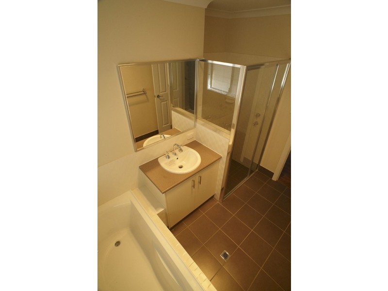 5 Dorado Bend, Mckail WA 6330