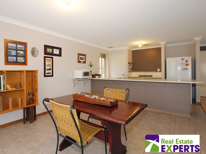 4 Tuross Way, Ellenbrook WA 6069