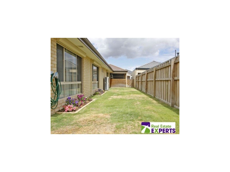 4 Tuross Way, Ellenbrook WA 6069