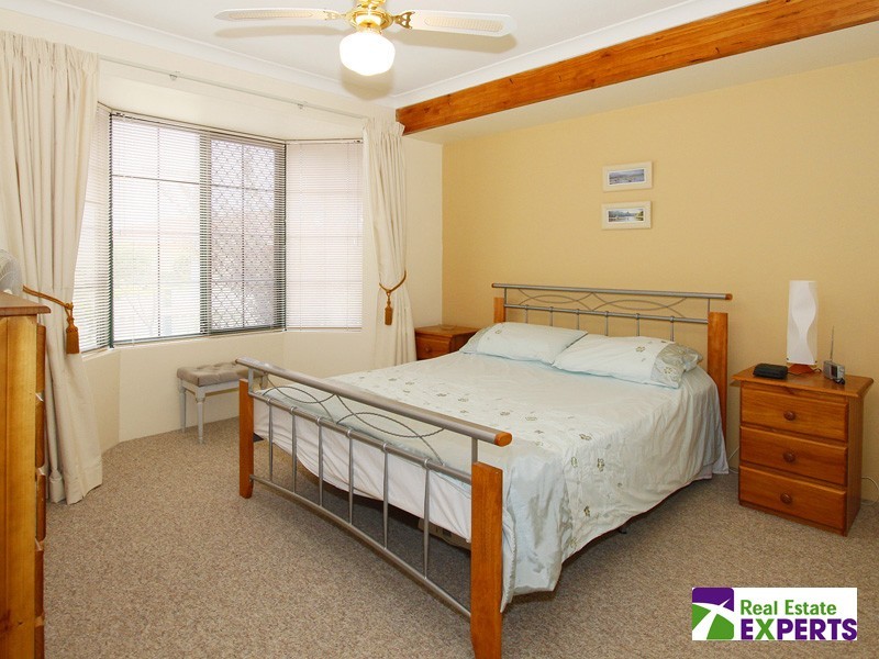 11 Angophora Avenue, Ellenbrook WA 6069