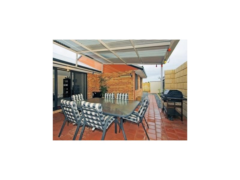 14 Larrawa Circle, Ellenbrook WA 6069