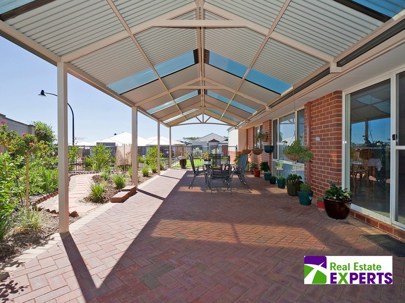 7 Tuross Way, Ellenbrook WA 6069