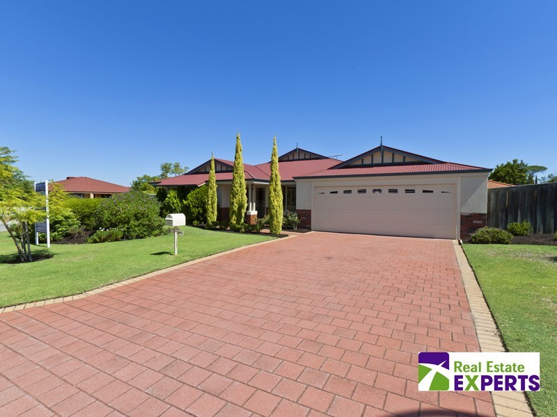 35 Star Bush Crescent, Ellenbrook WA 6069