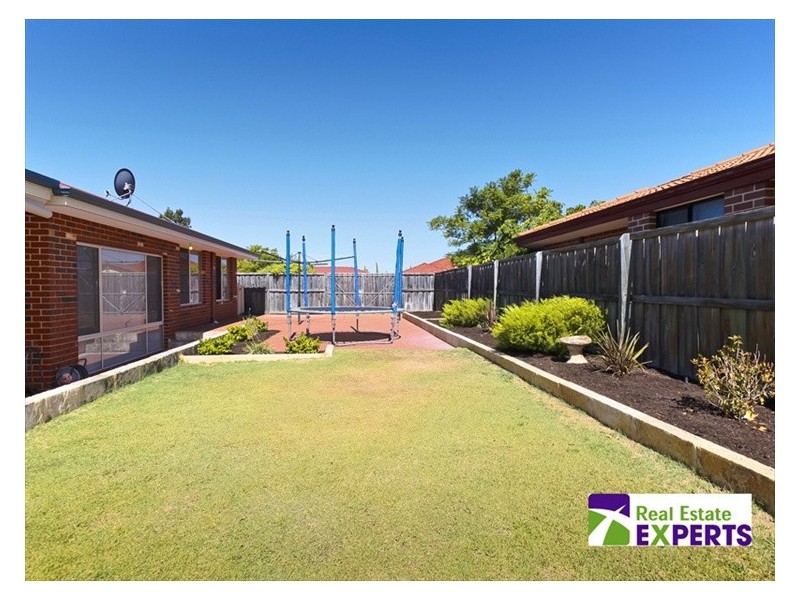 35 Star Bush Crescent, Ellenbrook WA 6069