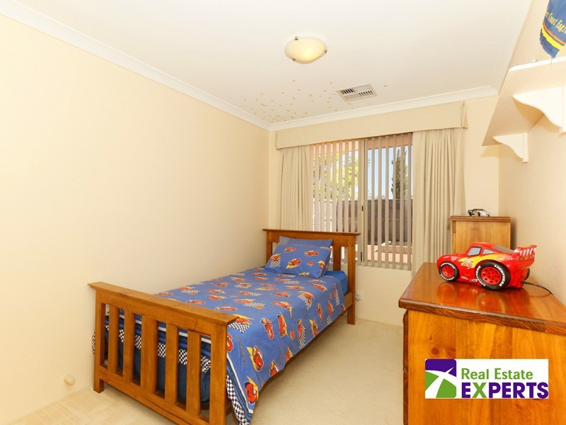 35 Star Bush Crescent, Ellenbrook WA 6069