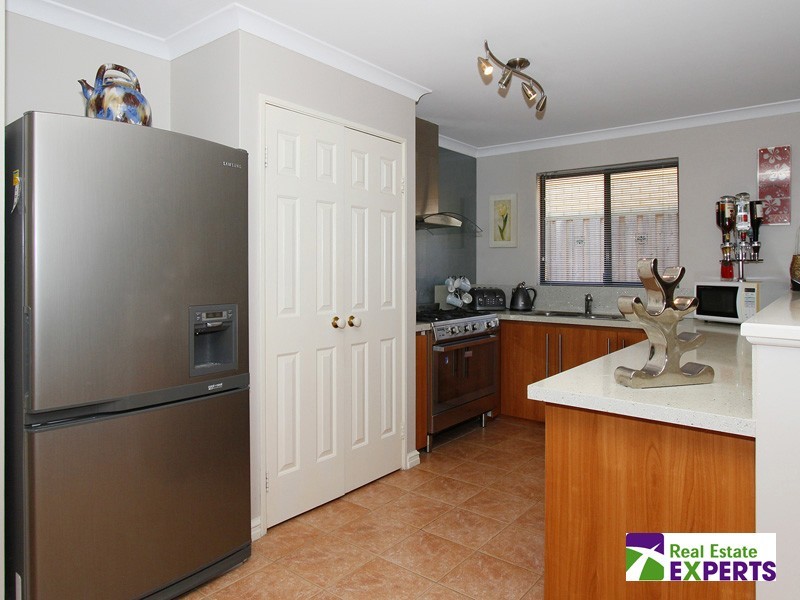 12 Rocklea Crescent, Ellenbrook WA 6069