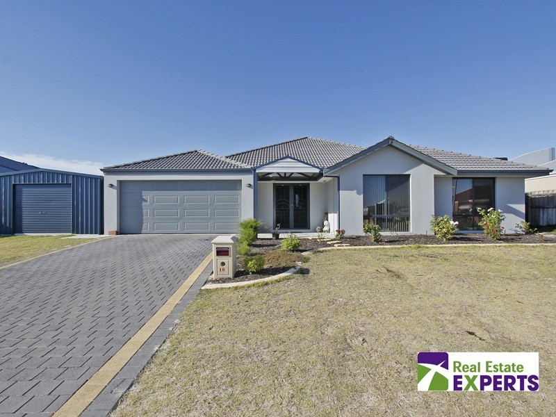 10 Woburn Park Avenue, Ellenbrook WA 6069