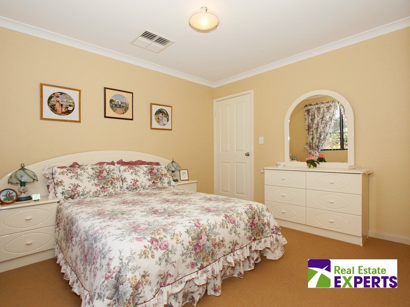 7 Messina Grove, Ellenbrook WA 6069