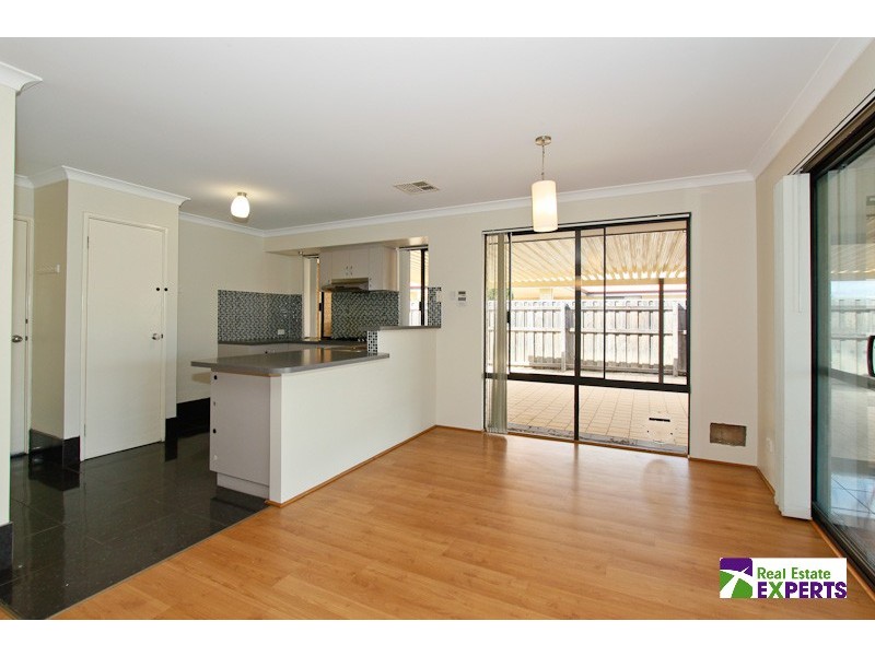 8 Delmage Circle, Ellenbrook WA 6069