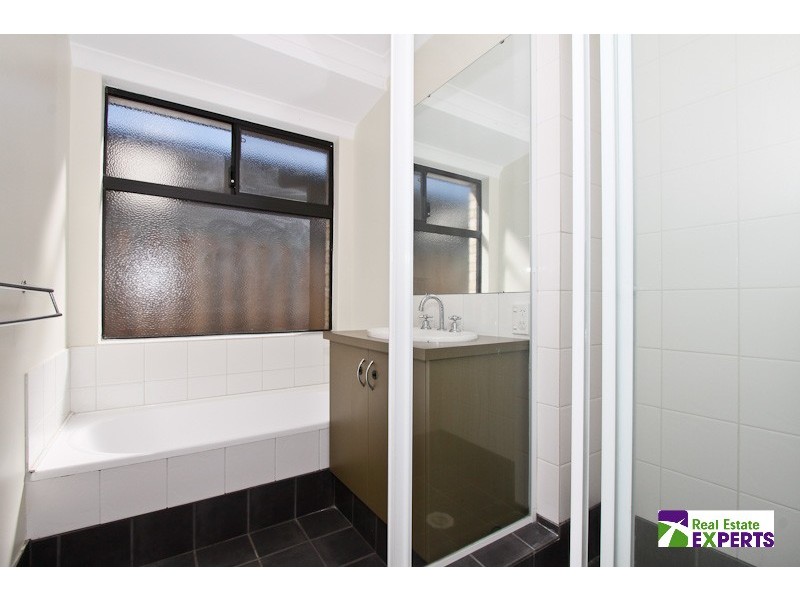 8 Delmage Circle, Ellenbrook WA 6069