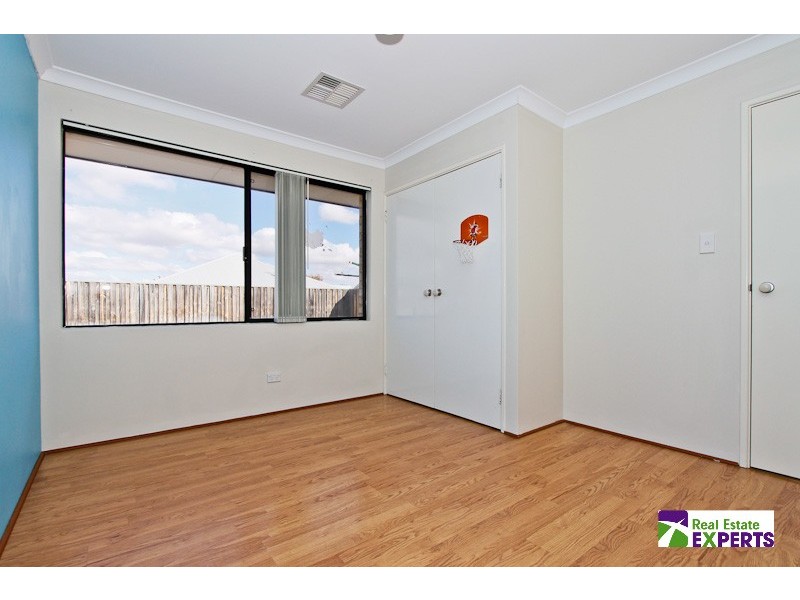 8 Delmage Circle, Ellenbrook WA 6069