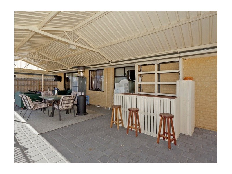 40 Parnham Avenue, Ellenbrook WA 6069