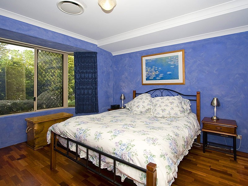 11 Fringe Lily Cres, Ellenbrook WA 6069