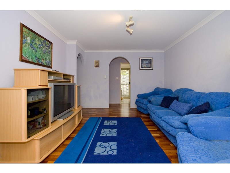 11 Fringe Lily Cres, Ellenbrook WA 6069