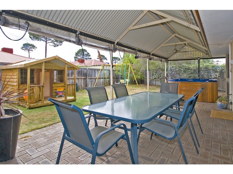 11 Morton Avenue, Ellenbrook WA 6069